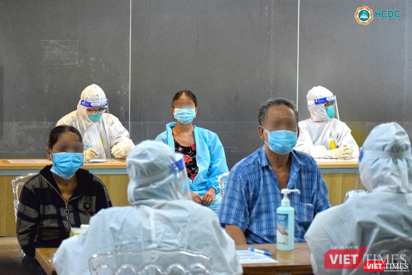 Các bệnh viện TP.HCM hiện nay đang quá tải vì bệnh nhân COVID-19 Các bệnh viện TP.HCM hiện nay đang quá tải vì bệnh nhân COVID-19