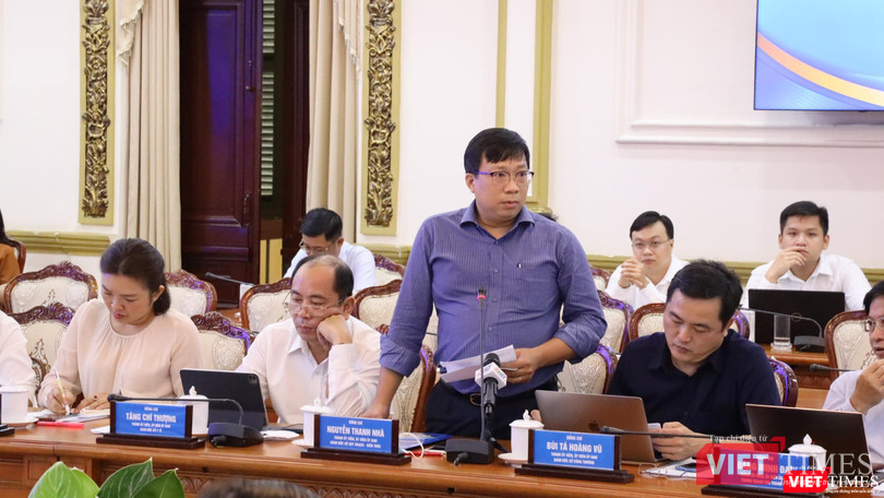 Ông Nguyễn Thanh Nhã - Giám đốc Sở Quy hoạch kiến trúc TP.HCM - phát biểu tại cuộc họp sáng nay, 4/8 Ông Nguyễn Thanh Nhã - Giám đốc Sở Quy hoạch kiến trúc TP.HCM - phát biểu tại cuộc họp sáng nay, 4/8