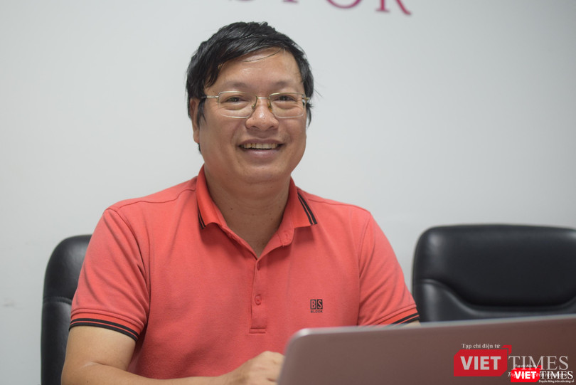 Ông Trần Quý - Viện trưởng Viện Kinh tế số Việt Nam phân tích về những thuận lợi và khó khăn của chặng đường mục tiêu đến 2030 - Ảnh: Hòa Bình Ông Trần Quý - Viện trưởng Viện Kinh tế số Việt Nam phân tích về những thuận lợi và khó khăn của chặng đường mục tiêu đến 2030 - Ảnh: Hòa Bình