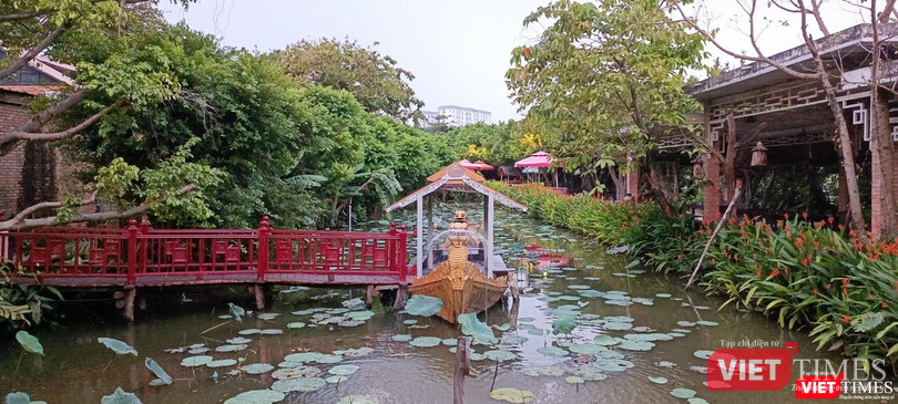 Hóc Môn được biết đến là quê hương của 18 thôn Vườn trầu với rặng trúc, ao sen, vườn cau…