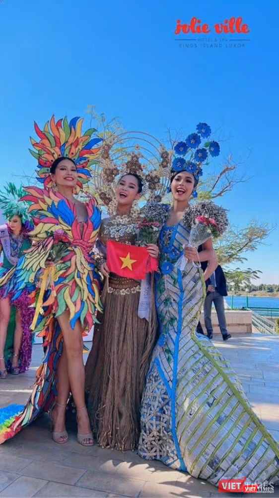 Đại diện Việt Nam - Bella Vũ Huyền Diệu đã xuất sắc đoạt giải Nhất trang phục vì môi trường