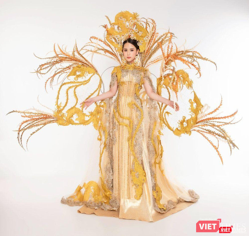 Trang phục dân tộc đi thi Miss Eco Teen International (Hoa hậu Du lịch Sinh thái Quốc tế) của Bella Vũ Huyền Diệu Trang phục dân tộc đi thi Miss Eco Teen International (Hoa hậu Du lịch Sinh thái Quốc tế) của Bella Vũ Huyền Diệu