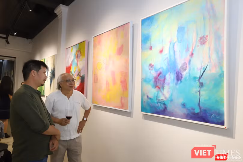 Triển lãm “Theo đuổi những phiền toái” sẽ kéo dài đến hết 26/12/2021