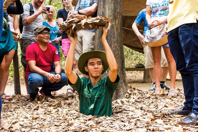 Địa đạo Củ Chi là điểm đến du lịch hấp dẫn du khách trong và ngoài nước. Ảnh: Domy Kamsyah Địa đạo Củ Chi là điểm đến du lịch hấp dẫn du khách trong và ngoài nước. Ảnh: Domy Kamsyah