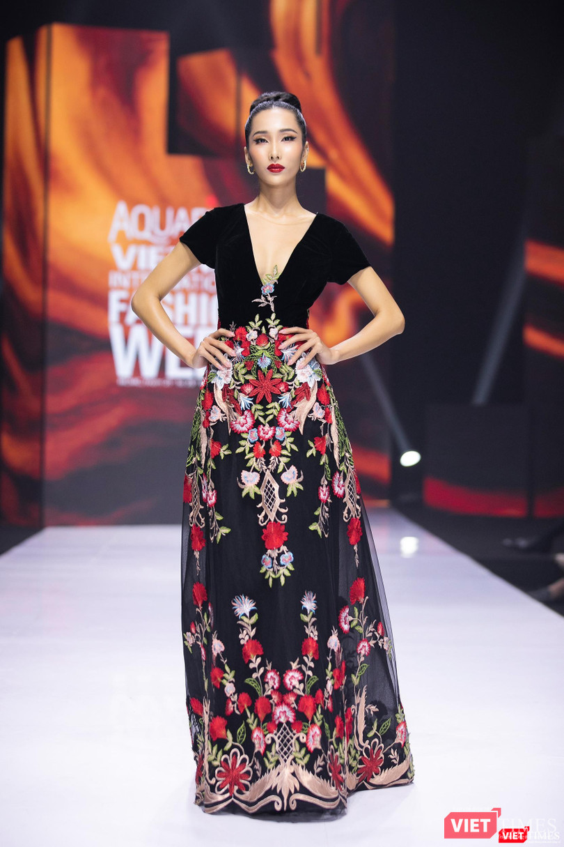 Quyến rũ, sang trọng, thần thái quyền lực của một người phụ nữ hiện đại