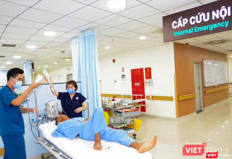 Bệnh nhân Bùi Văn Trường tại khoa cấp cứu Bệnh viện Quân Y 175, TP.HCM (Ảnh: BVCC)