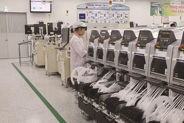 Tăng trưởng tín dụng giảm nhưng nền kinh tế vẫn đi vay ngày càng nhiều ảnh 2