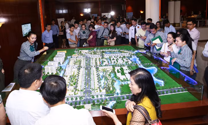 Bỏ Tết Ta, nhập Tết Tây dưới góc nhìn của những nhà kinh tế ảnh 5 Tết buồn của giới địa ốc