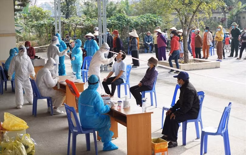 Thị xã Đông Triều từng là một điểm "nóng" về số ca mắc COVID-19 vào cuối năm 2021. Ảnh: CTV