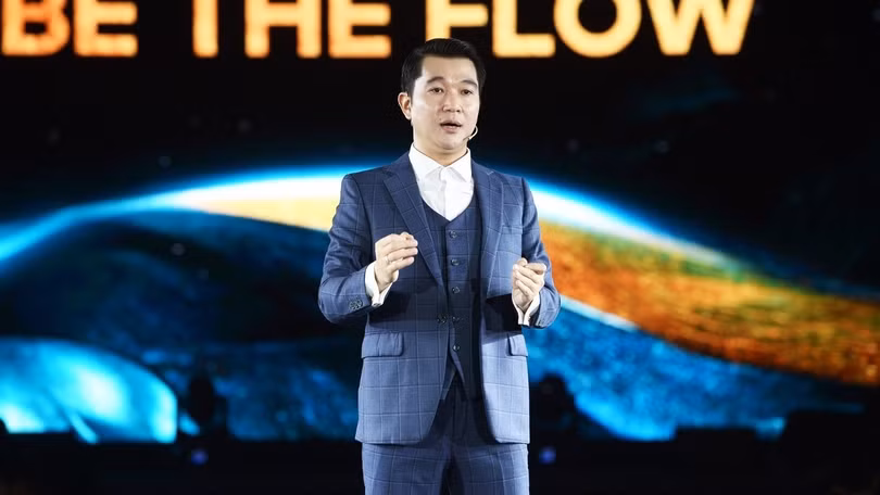 nguyen viet chung casper.jpg