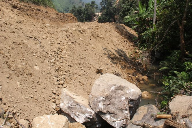 Dòng suối bị san lấp - Ảnh: Trần Mai