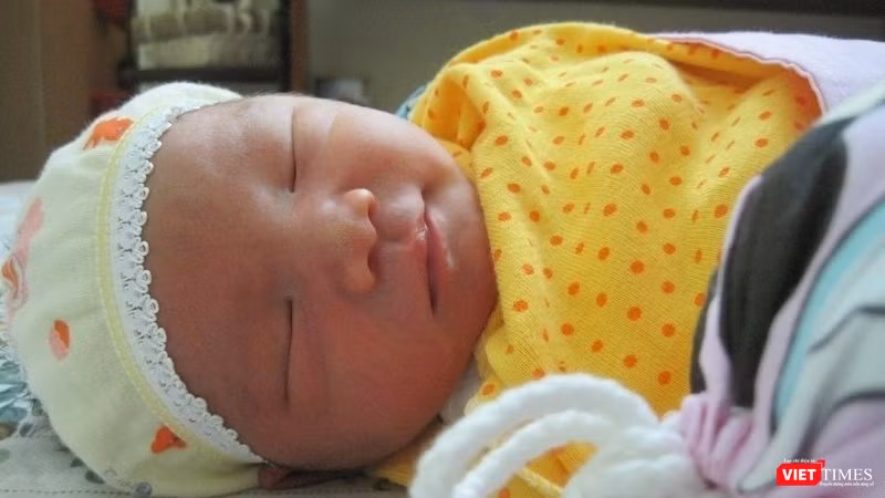 Con đến trên đời mang hạnh phúc, tiếng cười và niềm vui ngập tràn 