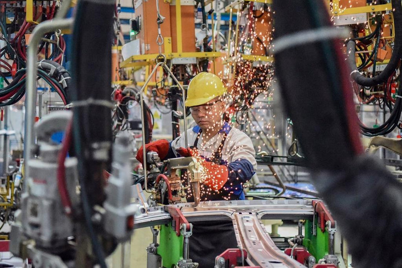 Tiêm vaccine cho công nhân là biện pháp căn cơ giúp phòng chống dịch tại các khu công nghiệp. Ảnh: Việt Linh. Tiêm vaccine cho công nhân là biện pháp căn cơ giúp phòng chống dịch tại các khu công nghiệp. Ảnh: Việt Linh.