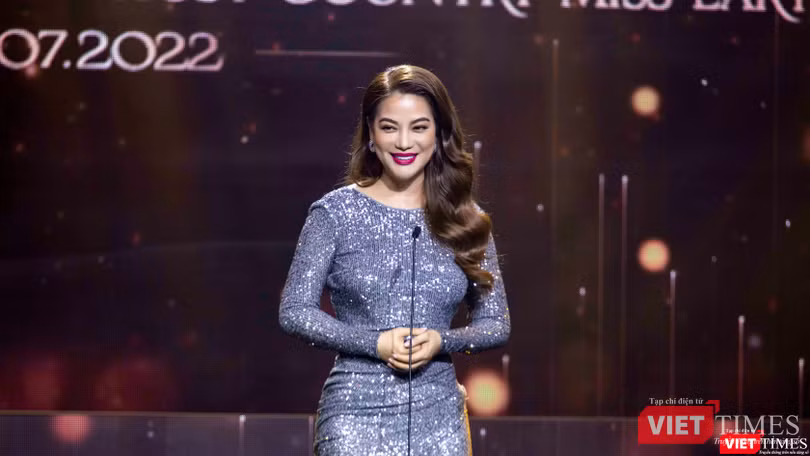 Người đẹp Trương Ngọc Ánh - Trưởng BTC cuộc thi