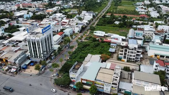 Đoạn đường số 1 bị nắn cong vào đất của cán bộ, công chức, trong đó có 8 cán bộ Sở Giao thông vận tải tỉnh Trà Vinh - Ảnh: Tuổi trẻ