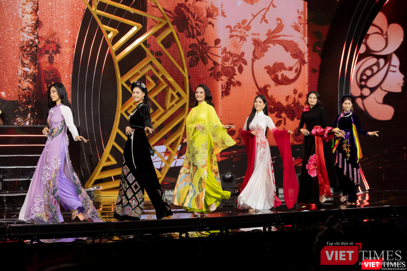 Tôn vinh bản sắc văn hóa Việt Nam qua trang phục dân tộc