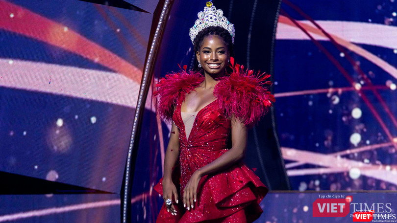 Hoa hậu Destiny Evelyn Wagner kêu gọi bảo vệ tài nguyên thiên nhiên, môi trường và chống lại nạn bạo hành, ngược đãi trẻ em…