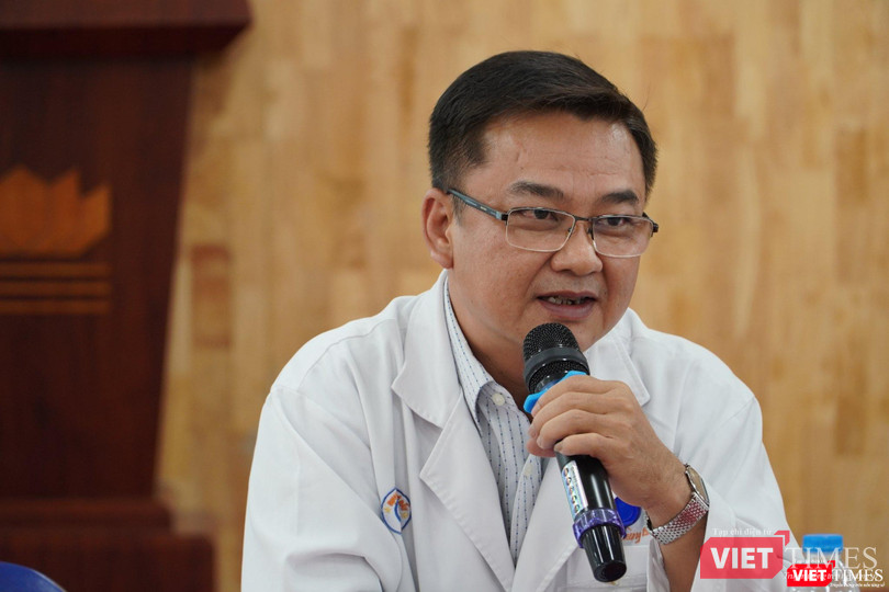 TS.BS Lê Quốc Hùng, Trưởng Khoa Bệnh Nhiệt đới, Bệnh viện Chợ Rẫy