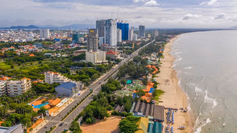 Nhiều công trình sai phép khiến ngân sách thất thu hàng trăm tỷ đồng. Ảnh: Dân trí