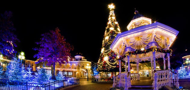 Khung cảnh trước dịp lễ Giáng Sinh 2014 tại New York, Mỹ.