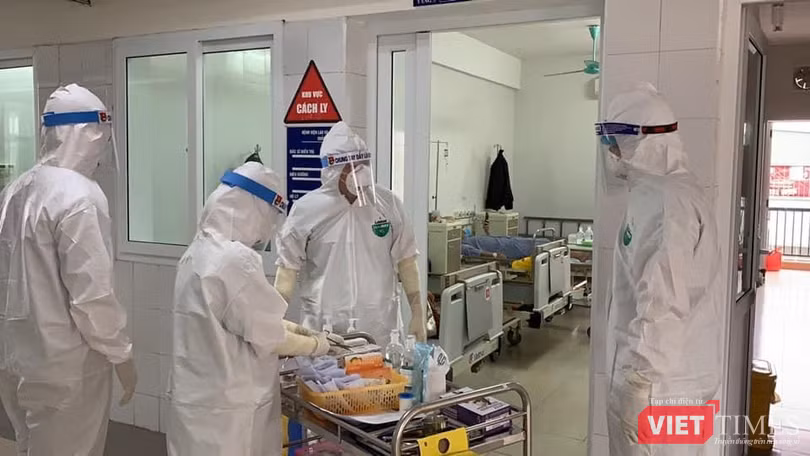 Số bệnh nhân được cách ly điều trị COVID-19 vẫn đang tăng lên mỗi ngày Số bệnh nhân được cách ly điều trị COVID-19 vẫn đang tăng lên mỗi ngày