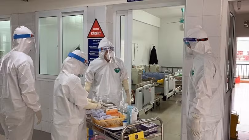 Khu vực cách ly điều trị bệnh nhân COVID-19 tại BV Dã chiến Hải Dương (Ảnh: CTV) 