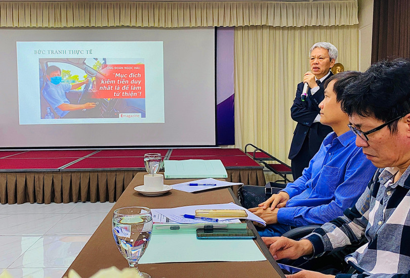 TS Nguyễn Sĩ Dũng dùng ảnh ông Đoàn Ngọc Hải minh họa cho bài trình bày