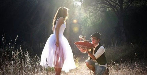 Khách du lịch kéo nhau lên Sa Pa chờ ngắm băng tuyết