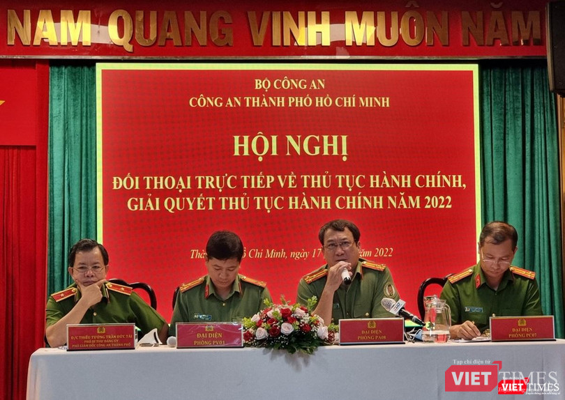 Cơ quan Công an thông tin tại Hội nghị đối thoại trực tiếp về thủ tục hành chính năm 2022 - TP.HCM. Ảnh: Chí Lê Cơ quan Công an thông tin tại Hội nghị đối thoại trực tiếp về thủ tục hành chính năm 2022 - TP.HCM. Ảnh: Chí Lê