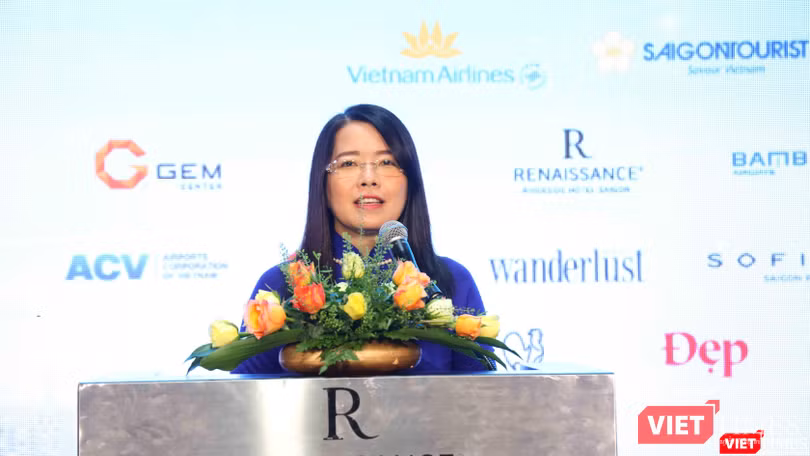 Bà Nguyễn Thị Ánh Hoa - Giám đốc Sở Du lịch TP.HCM cho rằng Việt Nam đang đón nhận những tín hiệu rất tích cực về sự tăng trưởng Bà Nguyễn Thị Ánh Hoa - Giám đốc Sở Du lịch TP.HCM cho rằng Việt Nam đang đón nhận những tín hiệu rất tích cực về sự tăng trưởng