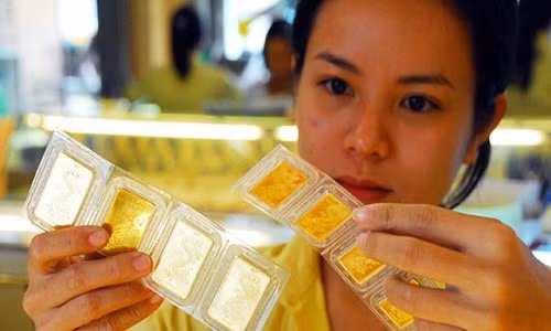 Giá vàng hôm nay (16/5): SJC vươn cao, vẫn thua Tây 320 nghìn đồng