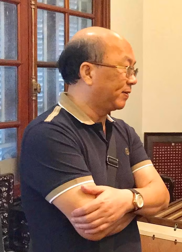 Quang Hói được điều về làm Trưởng ban Xử lý nợ lúc Techcombank bên bờ vực phá sản. Courtesy of Quang San.