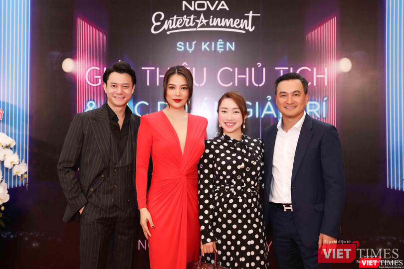 Diễn viên Anh Dũng, Thuỳ Trang và rất nhiều "sao" cùng đến chúc mừng "chị đại" Trương Ngọc Ánh