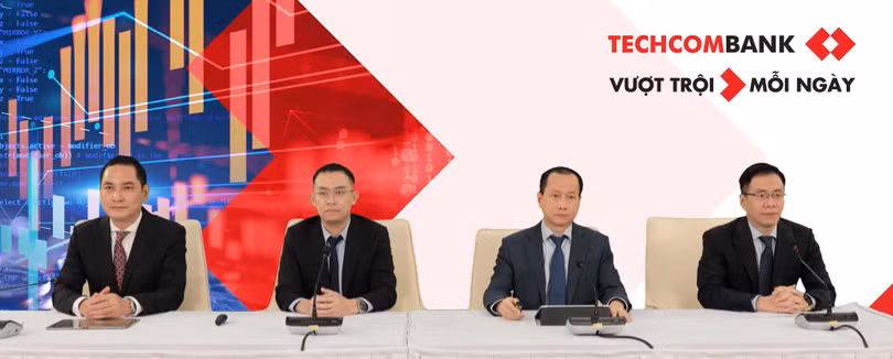 Toàn cảnh buổi gặp gỡ nhà đầu tư cập nhật kết quả kinh doanh quý 4/2021 của Techcombank