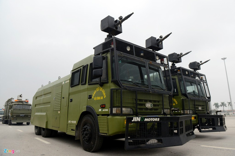 Loại xe đặc chủng chống bạo động JRC-9000E của hãng JINO Motors - thuộc dòng xe chống bạo động với các tính năng hiện đại, mạnh mẽ và đạt hiệu quả bậc nhất hiện nay.