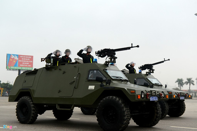 Xe chống đạn RAM 2000 MKIII do Israel sản xuất, dùng cho các lực lượng an ninh, cảnh sát chống bạo loạn, chống khủng bố.