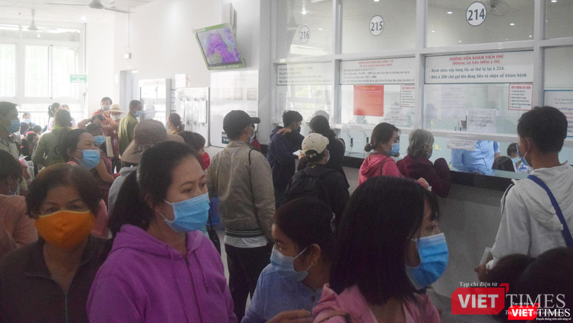 Nhu cầu khám chữa bệnh BHYT rất cao (Ảnh: Hoà Bình) Nhu cầu khám chữa bệnh BHYT rất cao (Ảnh: Hoà Bình)