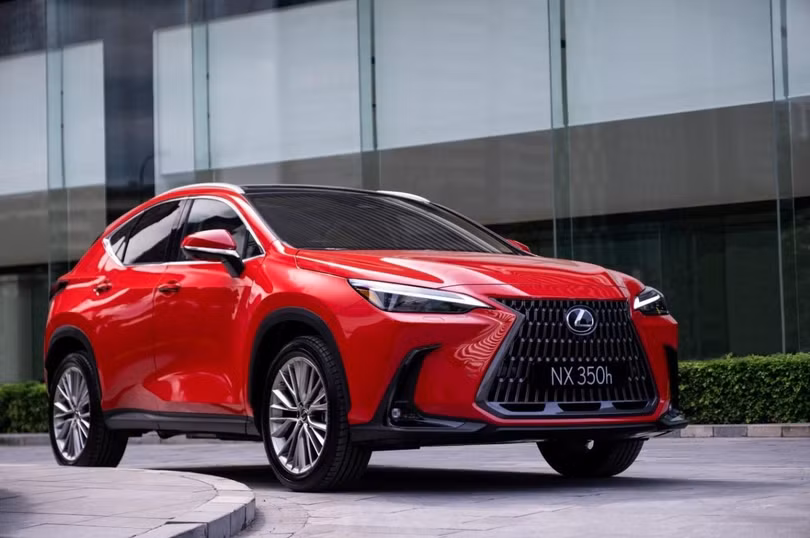 Lexus là hãng xe sang nhiều phiên bản hybrid nhất Việt Nam.