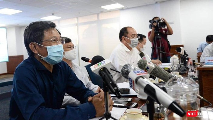 BS Nguyễn Trí Dũng, Giám đốc HDCD khẳng định thông tin BN450 trốn viện không chính xác. Ảnh: Đình Nguyên 