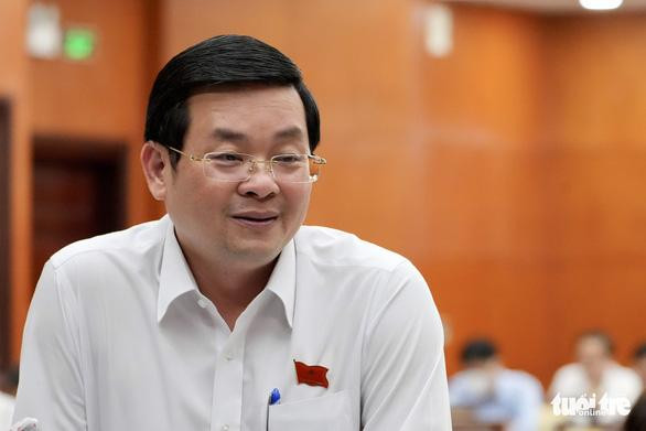 Giám đốc Sở Tài nguyên và môi trường TP.HCM Nguyễn Toàn Thắng - Ảnh: Tuổi trẻ Giám đốc Sở Tài nguyên và môi trường TP.HCM Nguyễn Toàn Thắng - Ảnh: Tuổi trẻ
