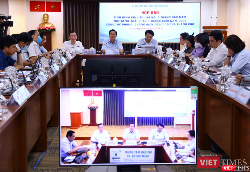 TP.HCM liên tục họp để chỉ đạo tình hình chống dịch sốt xuất huyết