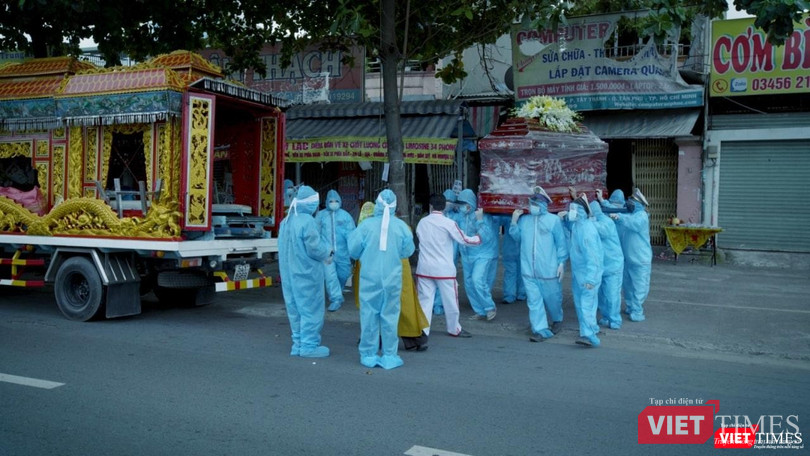 Những ám ảnh tang thương đỉnh dịch