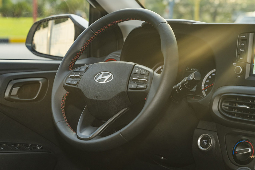 New Grand i10 - 10.jpg