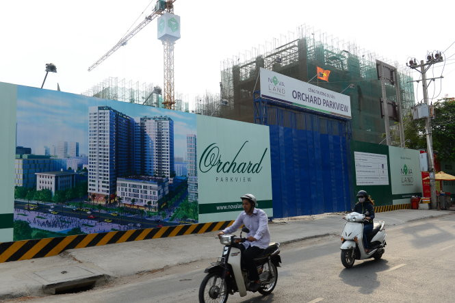 Công trình tòa nhà 128 Hồng Hà, Q.Phú Nhuận (TP.HCM) vẫn chưa có giấy phép xây dựng - Ảnh: Quang Định