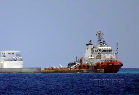 Cận cảnh tòa nhà 9 tầng Trung Quốc xây dựng trái phép trên bãi đá Huy Gơ ảnh 5