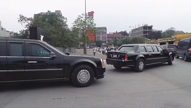 Đoàn xe đón ông Obama đã rời khách sạn đến Sân bay Nội Bài ảnh 8