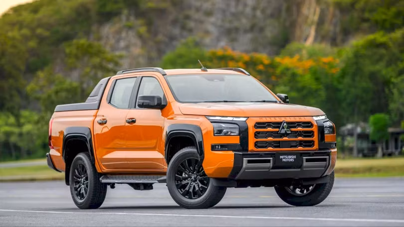 mitsubishi-triton-athlete-2024-t (1).jpg