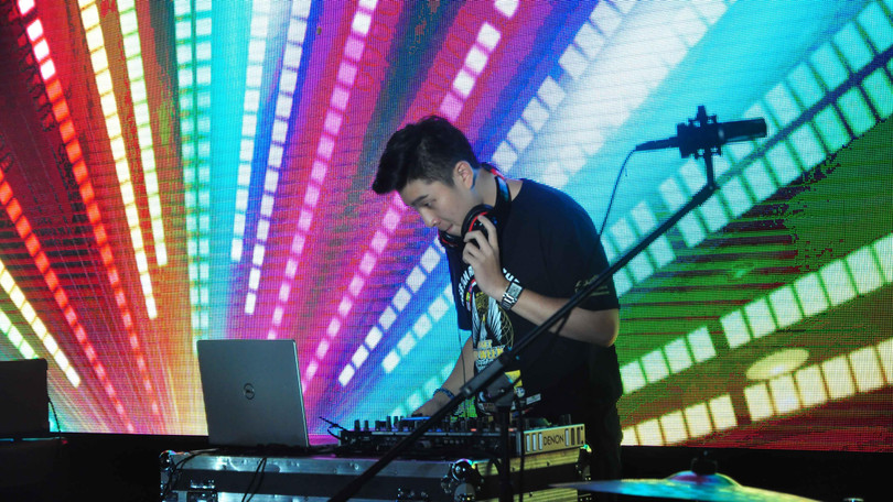 Kỹ sư, "nghệ sĩ", "phù thuỷ" âm thanh - người đứng đằng sau sự toả sáng của các "ngôi sao" - Ảnh: NSCC 