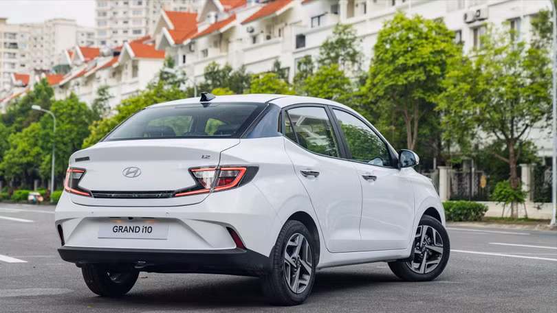 new-grand-i10-sedan-7-1718330757.jpg