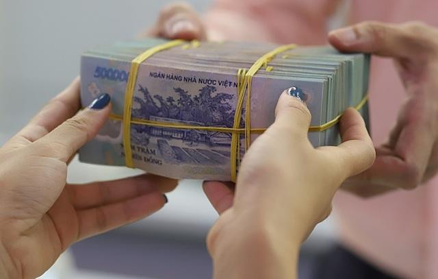 Một số nhà băng đã dùng hết hạn mức tăng trưởng tín dụng được NHNN cấp. Ảnh: Bảo Linh.